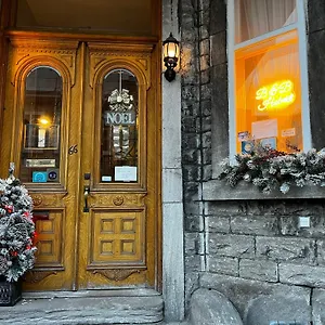 Chez Hubert Bed & Breakfast