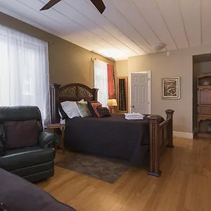 Acacias Bed & Breakfast